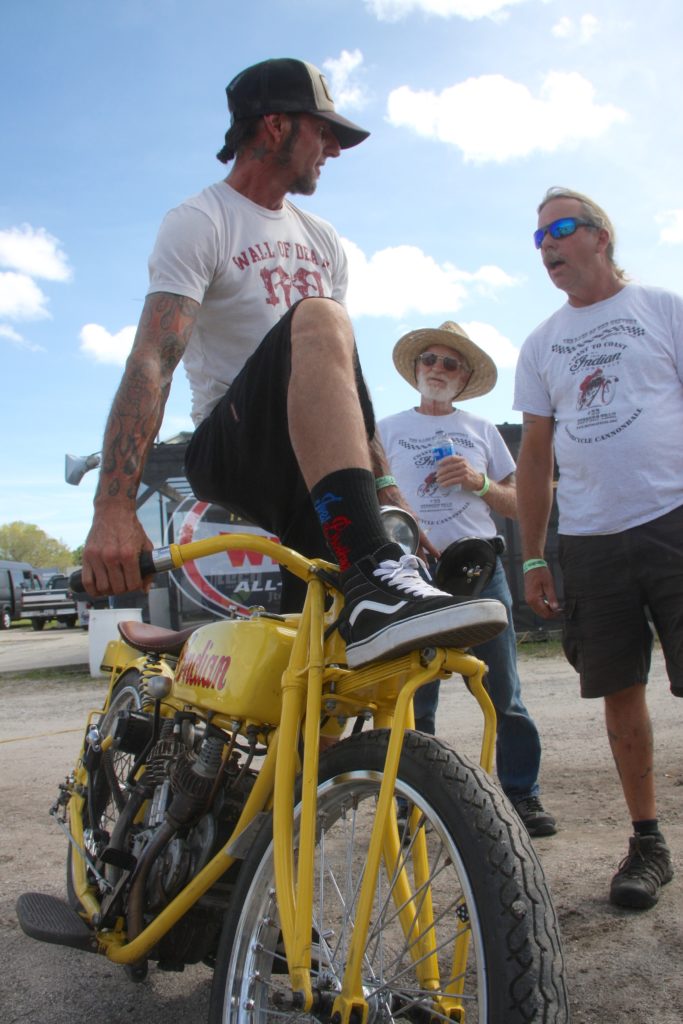 Rhett Rotten exhibits proper Wall of Death style for Doug Wothk. 