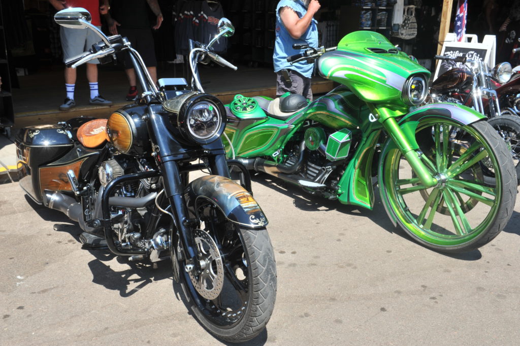 THE PEREWITZ PAINT SHOW, IRON HORSE SALOON, STURGIS 2018 Iron Trader News