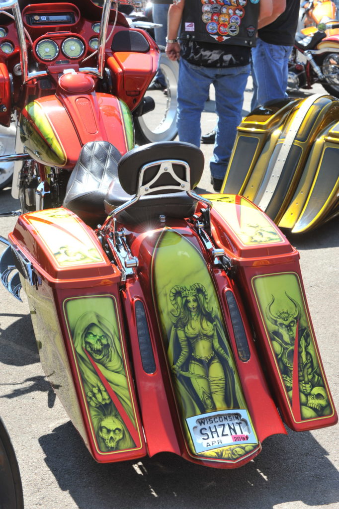 THE PEREWITZ PAINT SHOW, IRON HORSE SALOON, STURGIS 2018 Iron Trader News